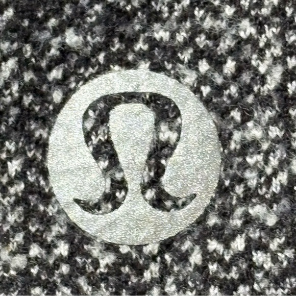 Lululemon Wunder Under Hi-Rise Tight *28" - Picture 4 of 5